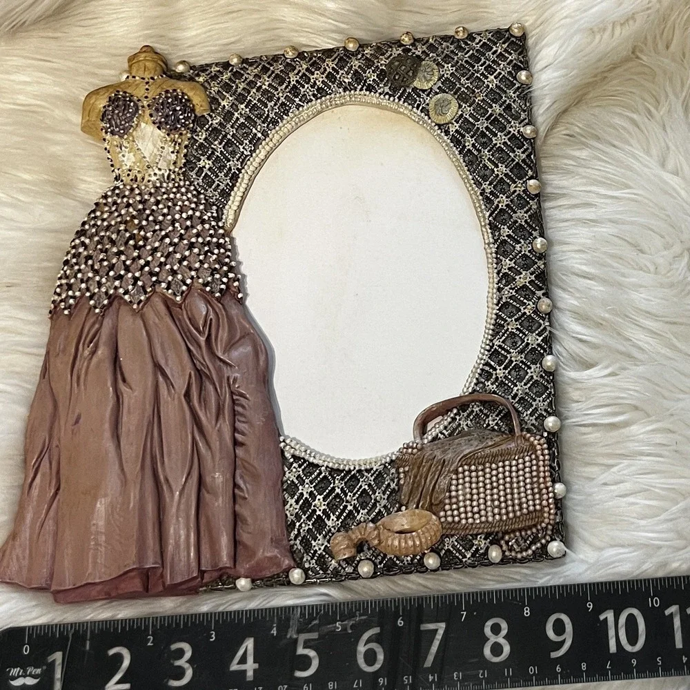 VTG 3D Victorian Style‎ Resin 5